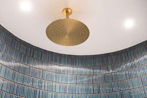 Bathroom light 2
