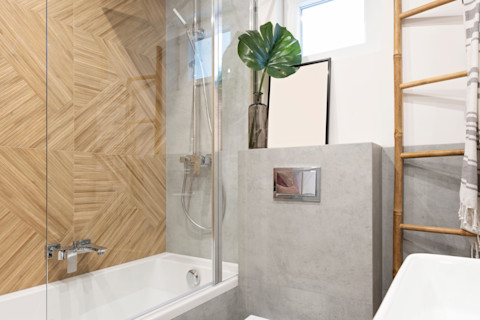 wooden-tiled-bathroom