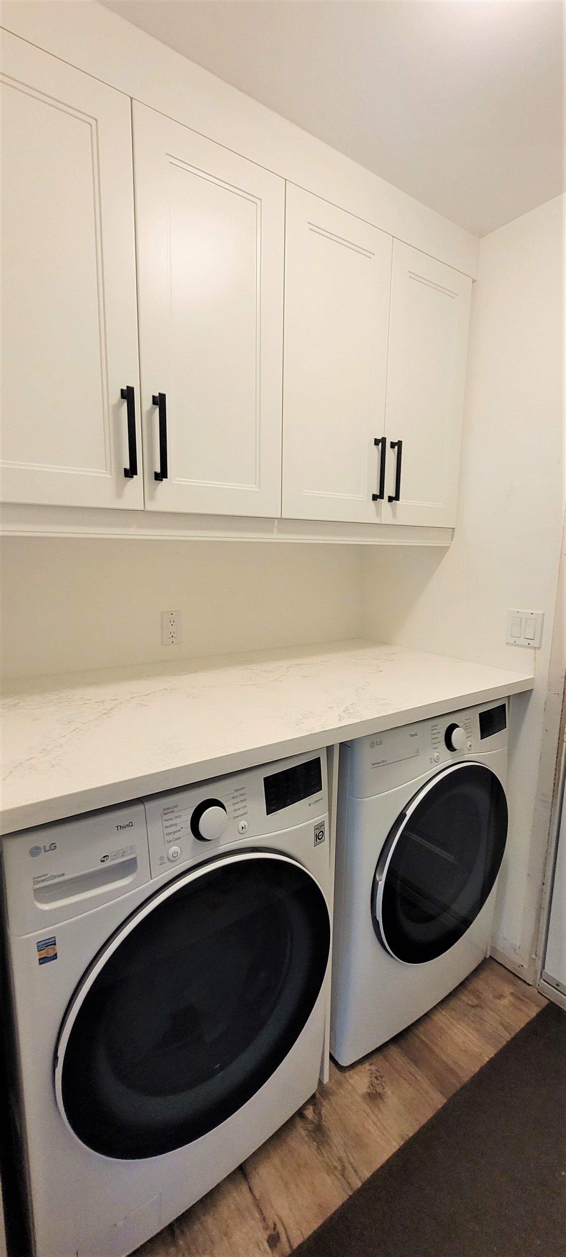 Brampton Kitchen & Cabinets Ltd work photo 7