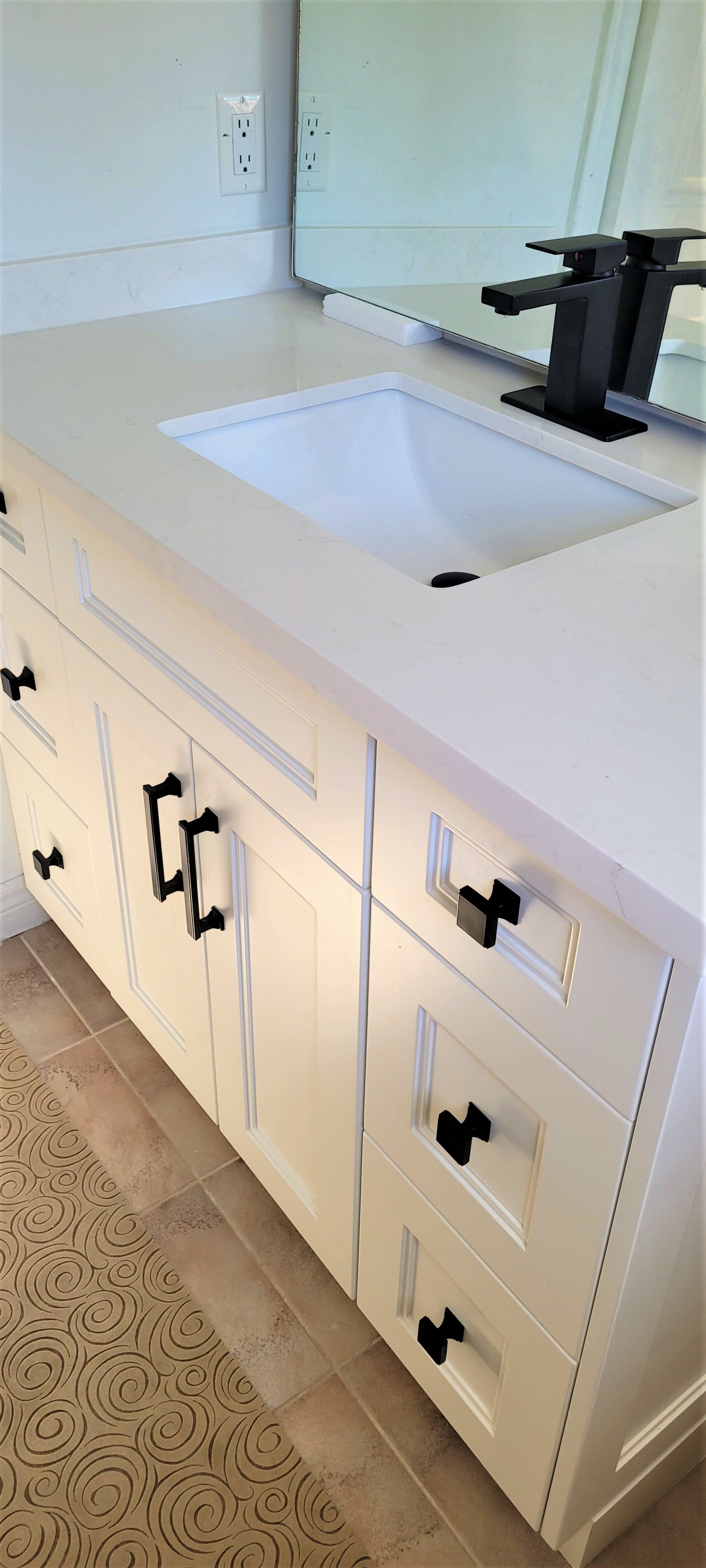 Brampton Kitchen & Cabinets Ltd work photo 6