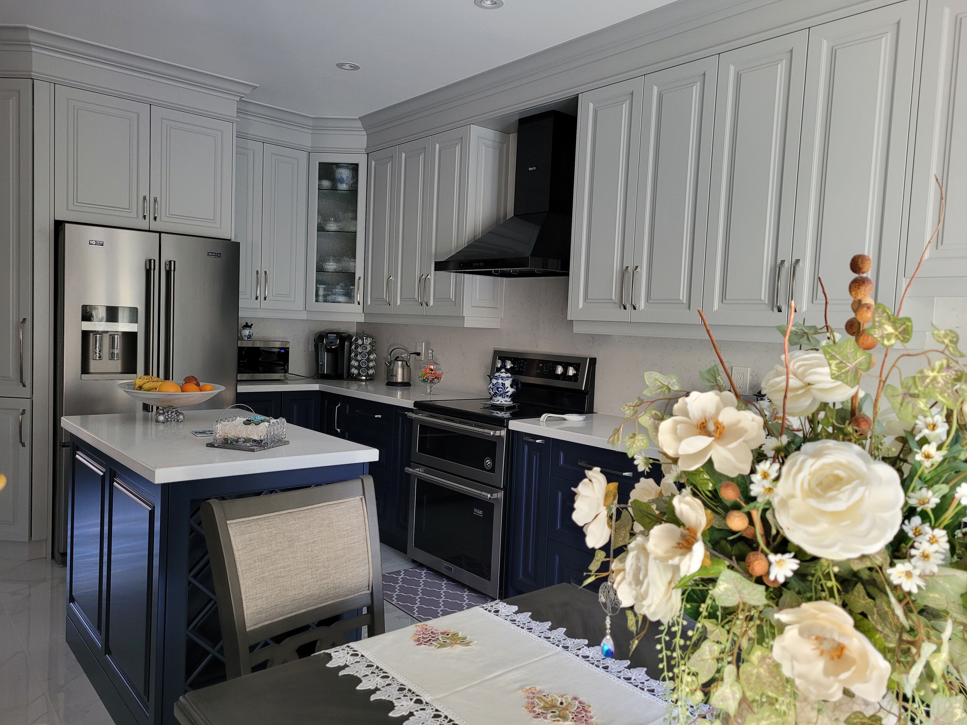 Brampton Kitchen & Cabinets Ltd work photo 4